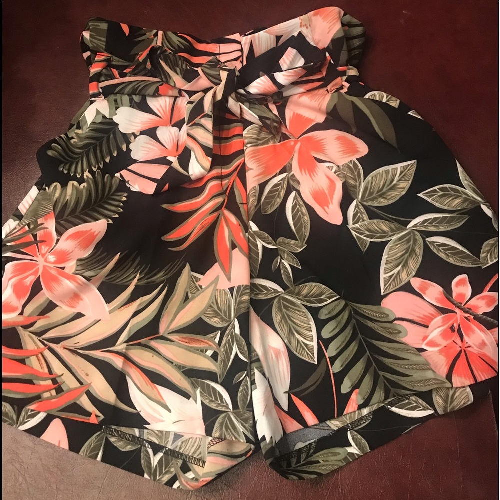 Brand new!!  High waisted tropical shorts